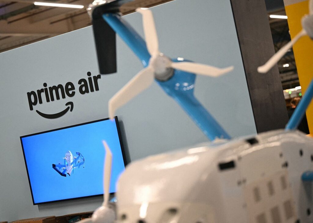 Amazon set to expand drone delivery of lightweight packages to 500 US cities