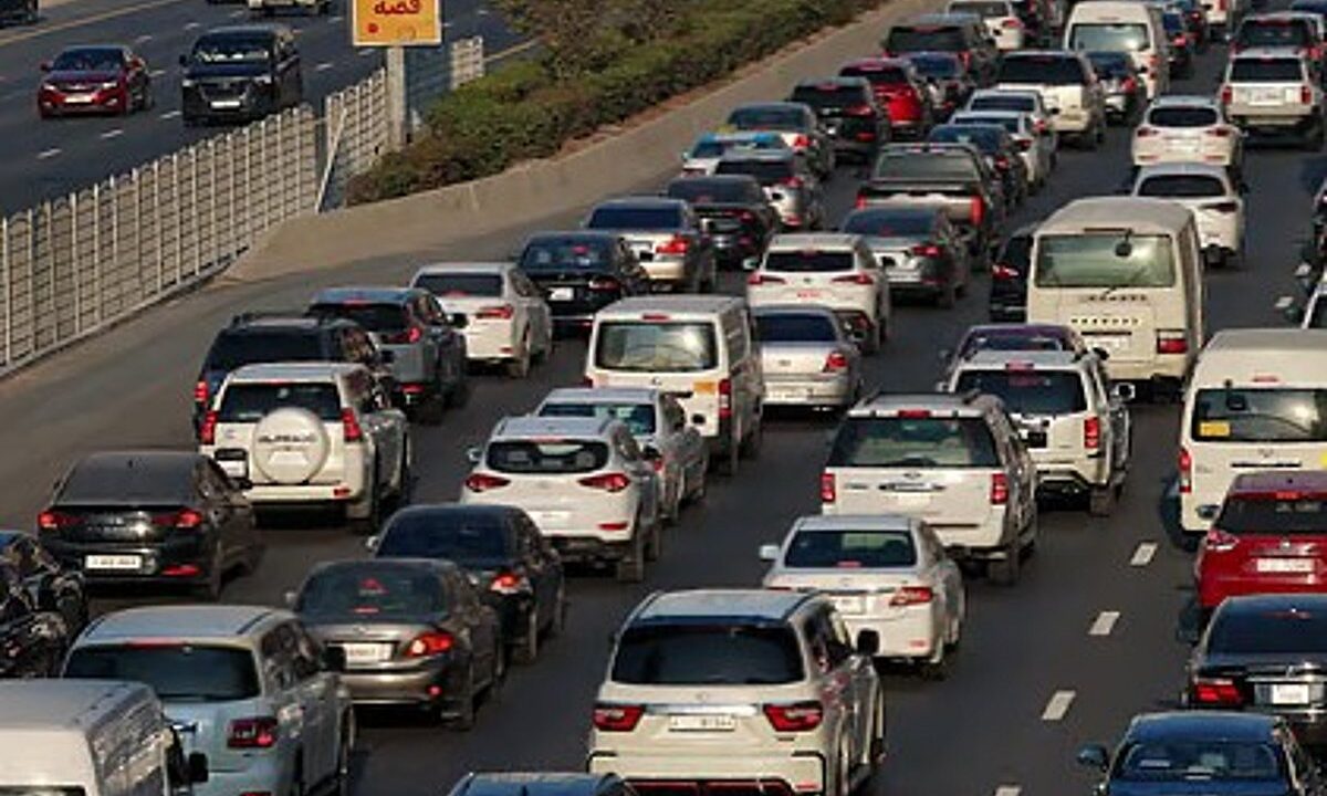 Dubai-Sharjah traffic: heavy congestion, crashes reported on E11 and E311